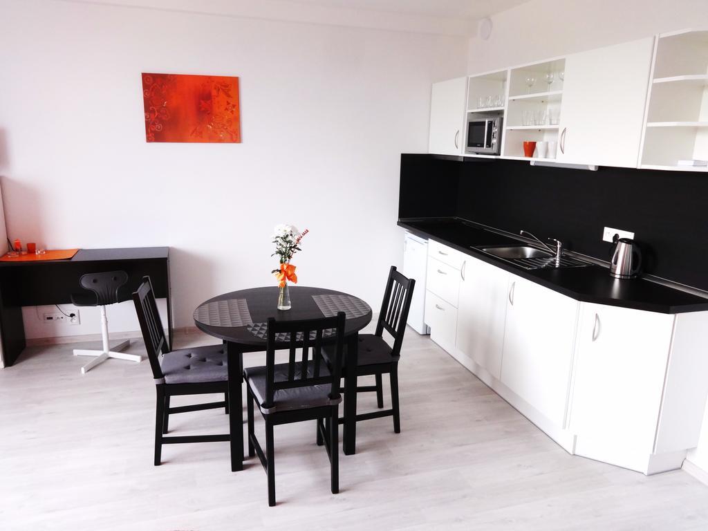 Apartments 4U Center + Free Parking Olomouc Eksteriør billede