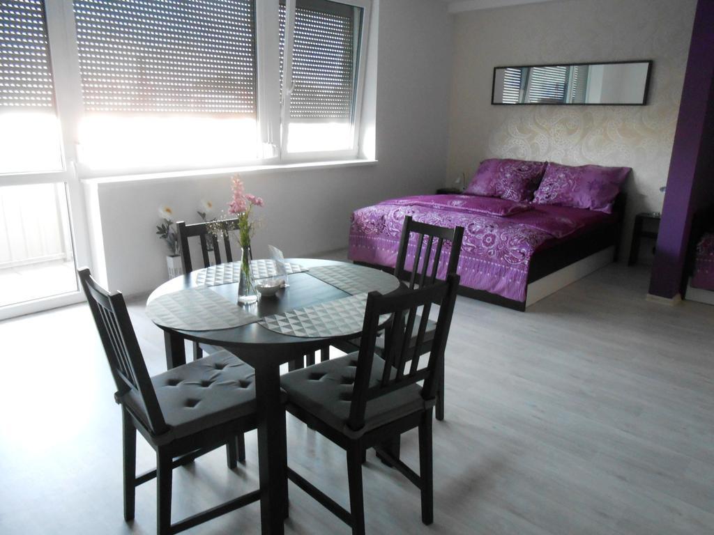 Apartments 4U Center + Free Parking Olomouc Eksteriør billede
